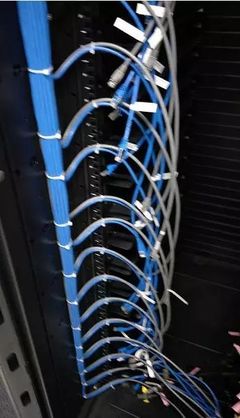 弱电工程网络机房布线规范详解 构建高效可靠的网络基础设施